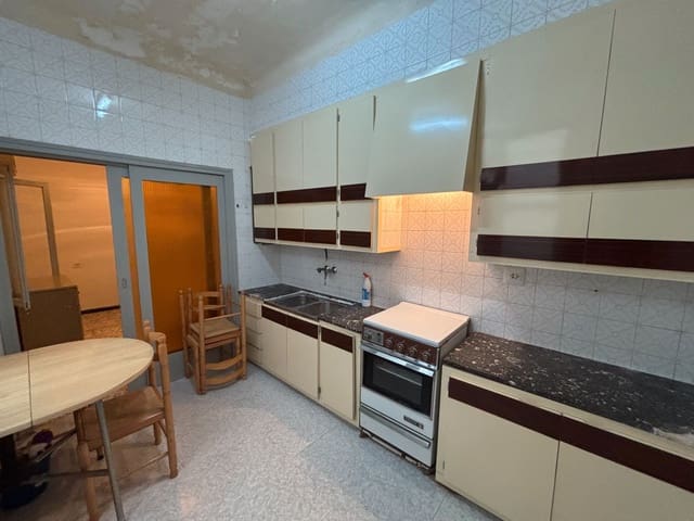 5 soverom Villa til salgs i Norte, Santa Pola - € 170 000 (Ref: 9650898)