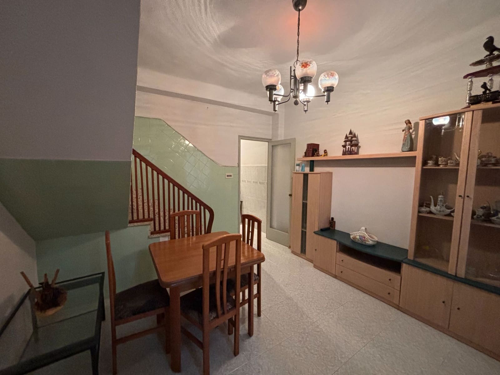 5 bedroom Villa for sale in Santa Pola - € 170,000 (Ref: 9650898)