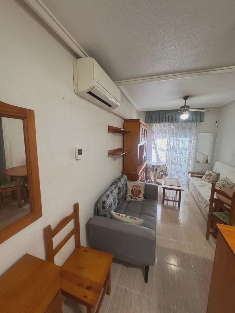 1 camera da letto Appartamento in vendita in Torrevieja - 115.000 € (Rif: 9715721)