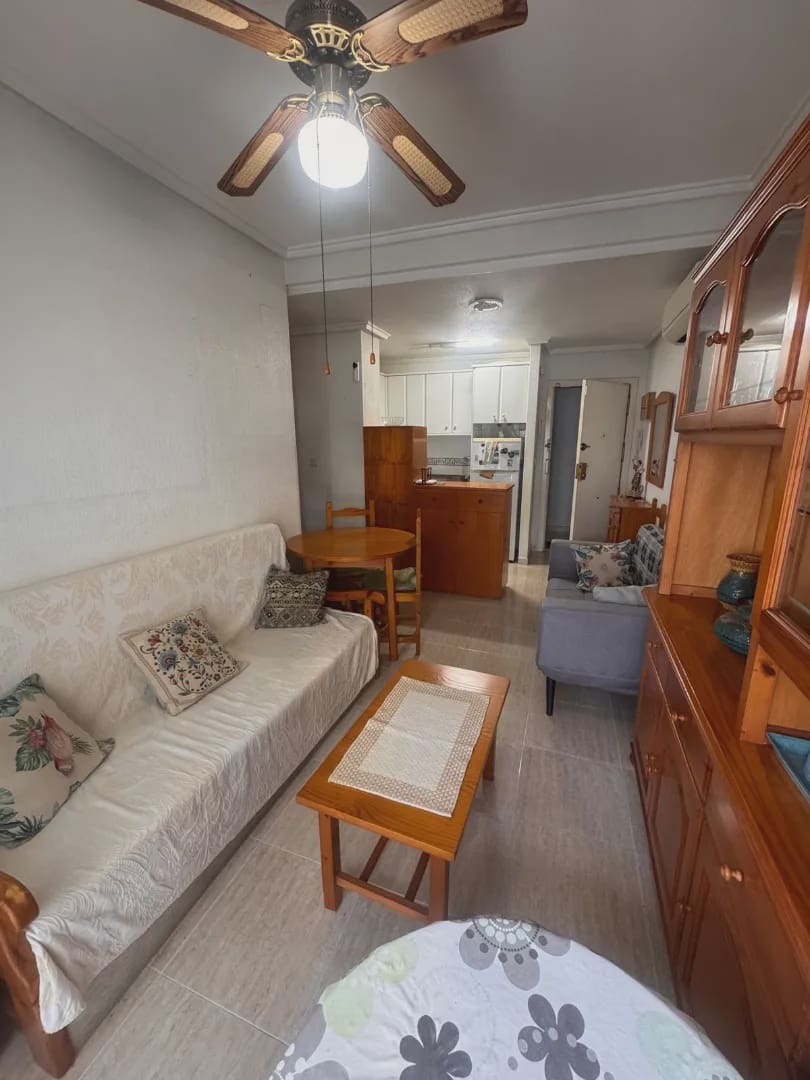 1 camera da letto Appartamento in vendita in Torrevieja - 115.000 € (Rif: 9715721)