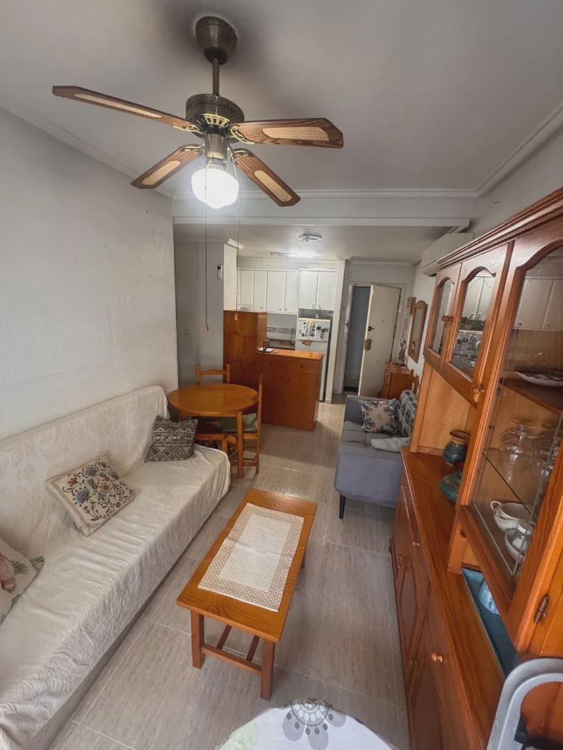 1 camera da letto Appartamento in vendita in Torrevieja - 115.000 € (Rif: 9715721)