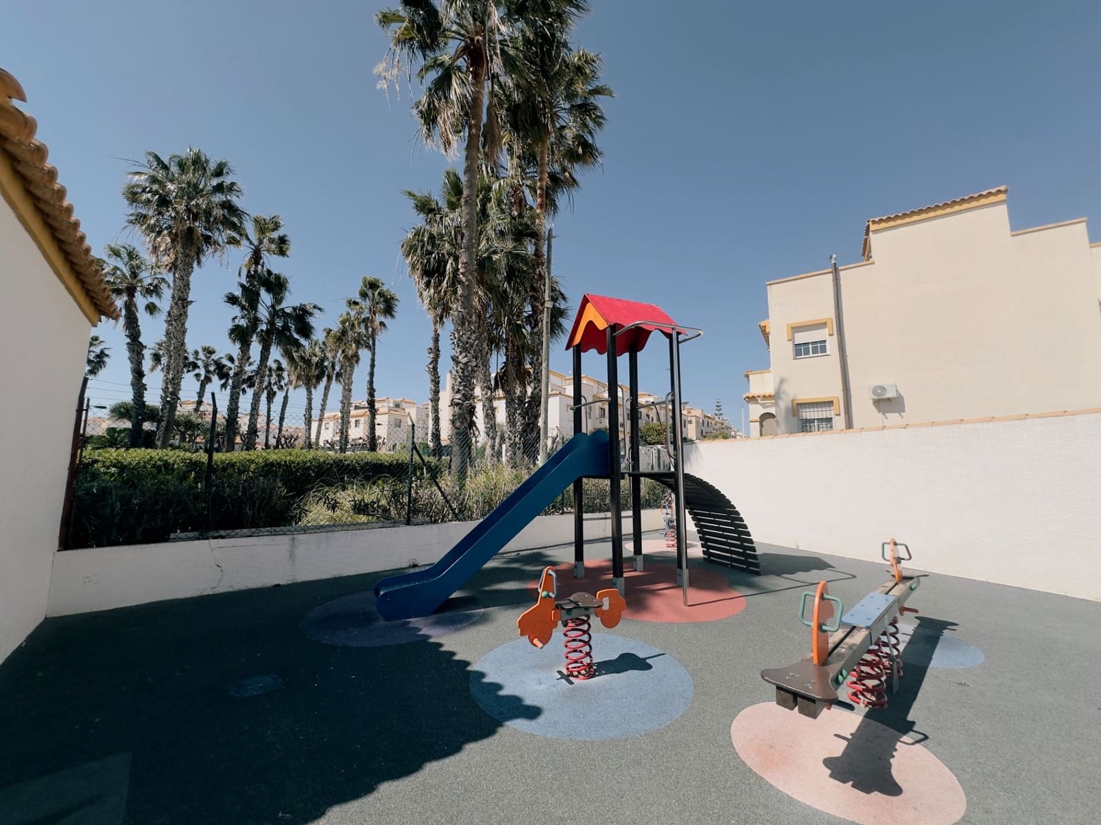 3 bedroom Terraced Villa for sale in Santa Pola with pool - € 280,000 (Ref: 9720624)