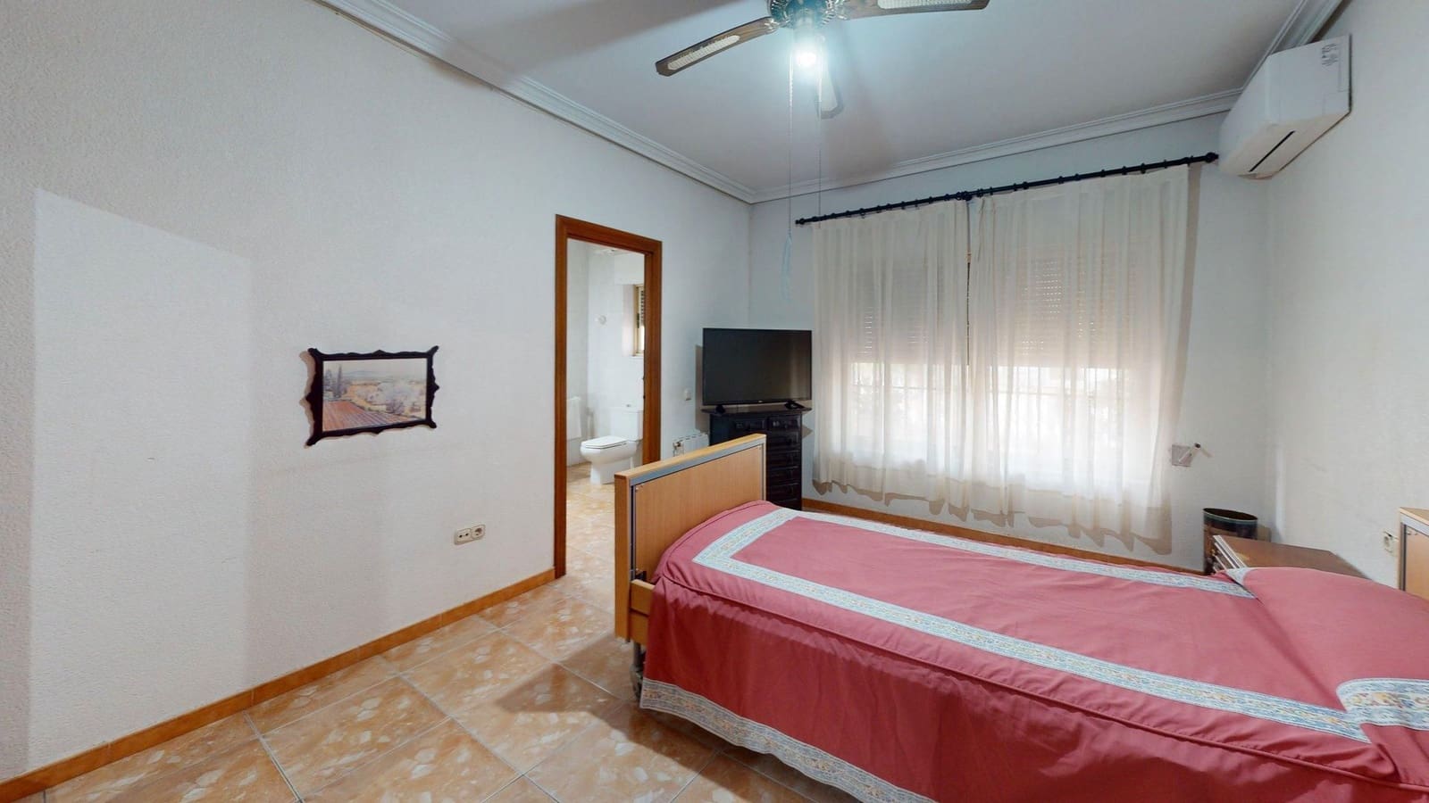 7 bedroom Villa for sale in Molina de Segura with garage - € 409,000 (Ref: 9725055)