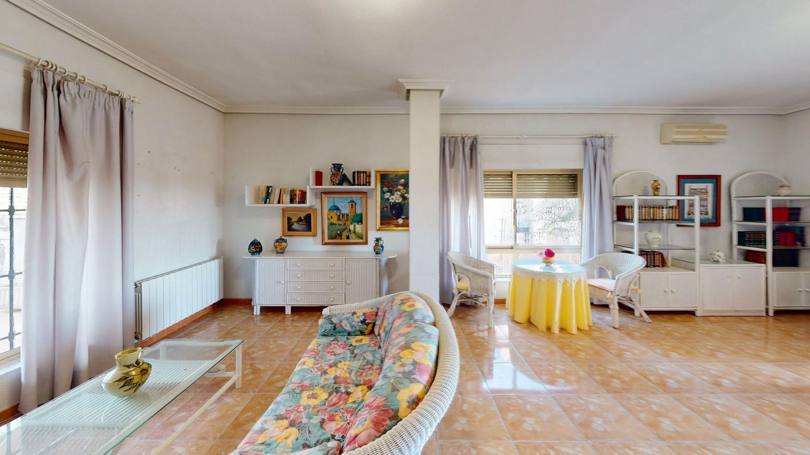 7 bedroom Villa for sale in Molina de Segura with garage - € 409,000 (Ref: 9725055)