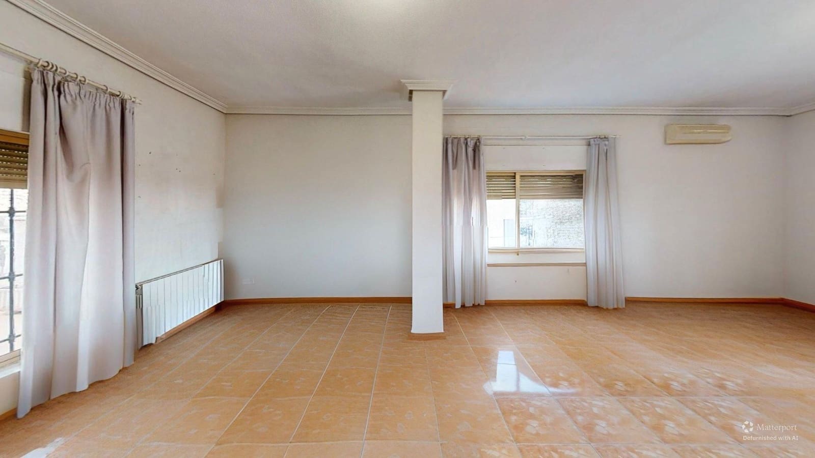 7 bedroom Villa for sale in Molina de Segura with garage - € 409,000 (Ref: 9725055)