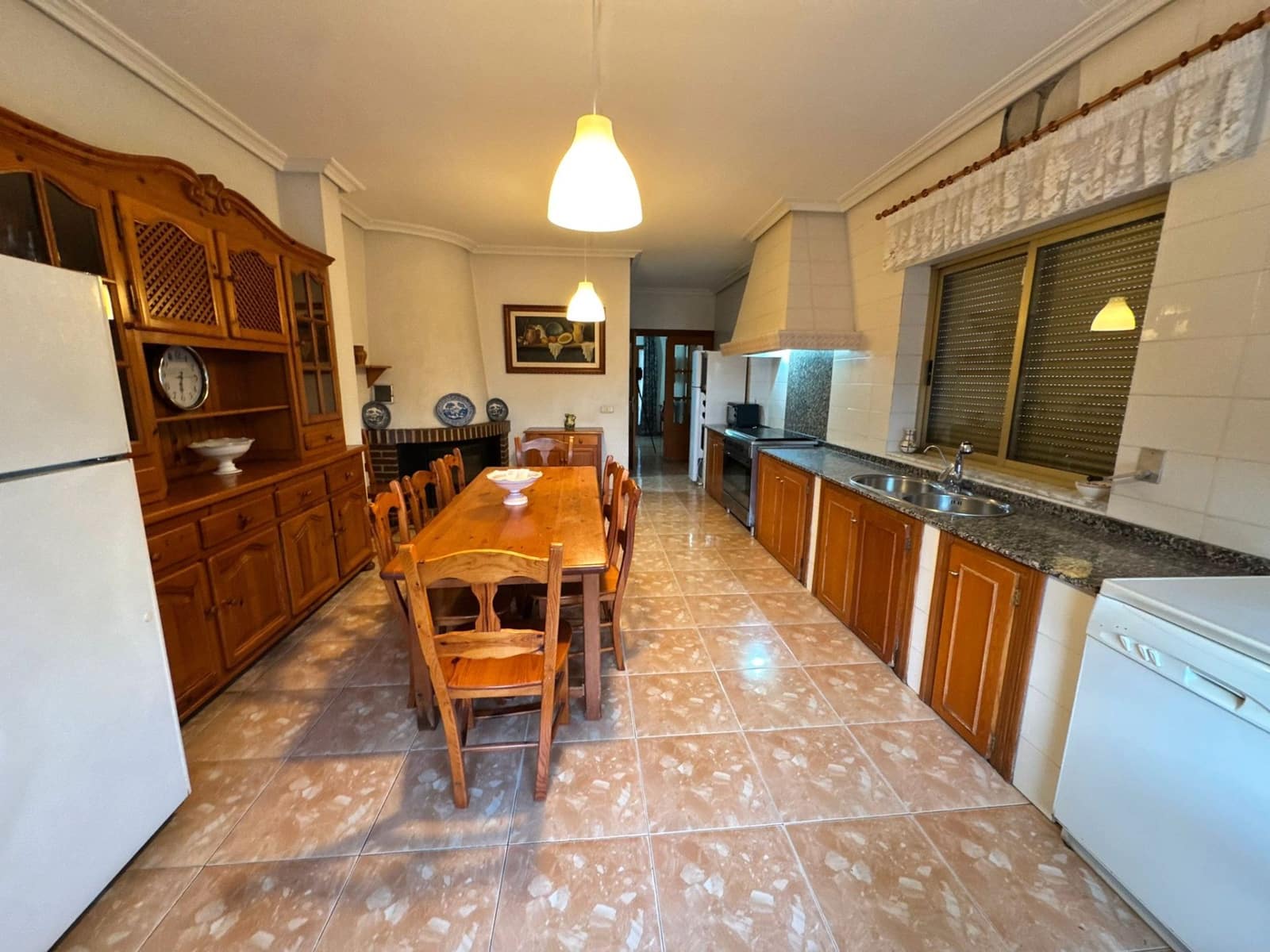 7 bedroom Villa for sale in Molina de Segura with garage - € 409,000 (Ref: 9725055)