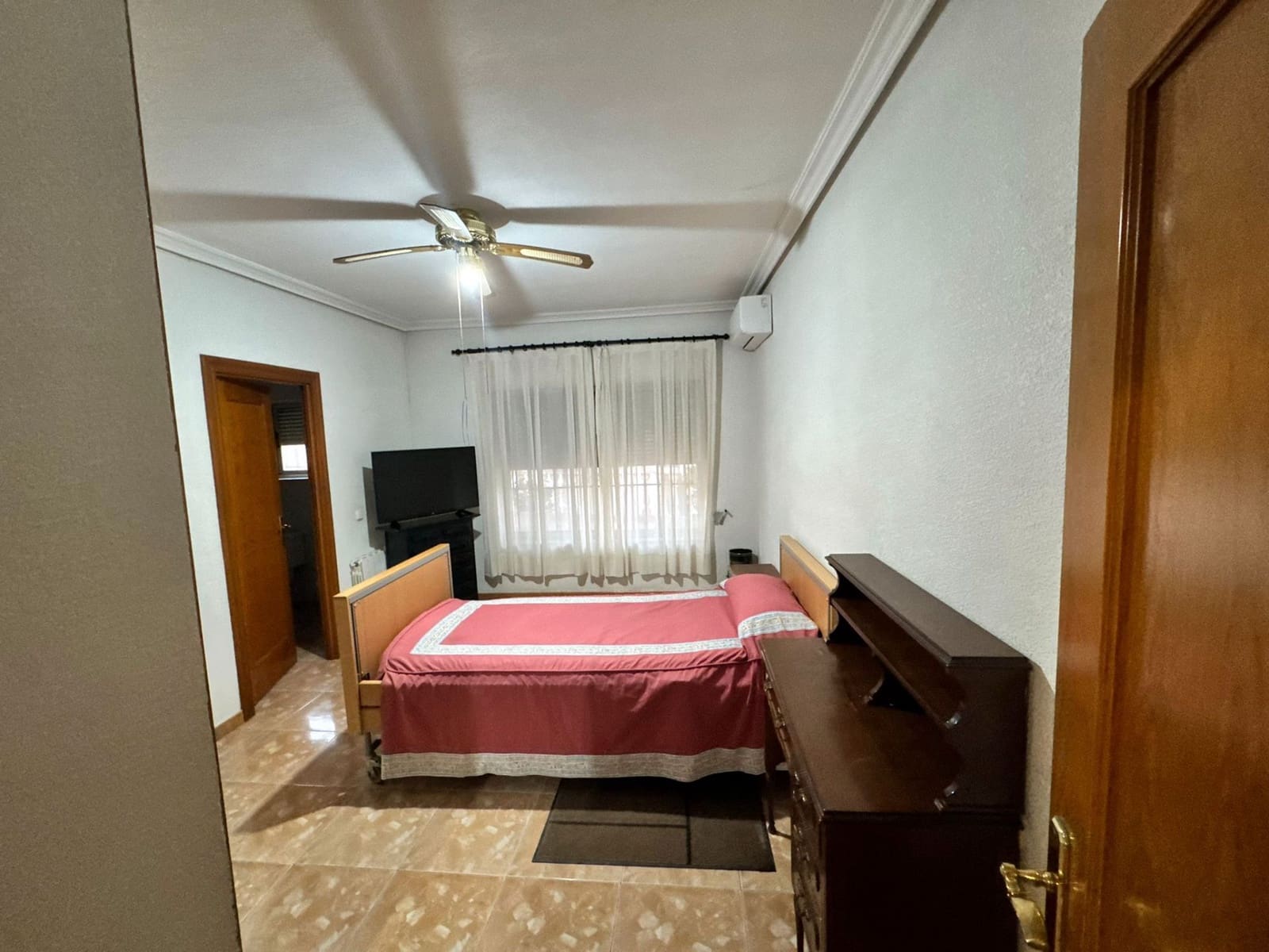 7 bedroom Villa for sale in Molina de Segura with garage - € 409,000 (Ref: 9725055)