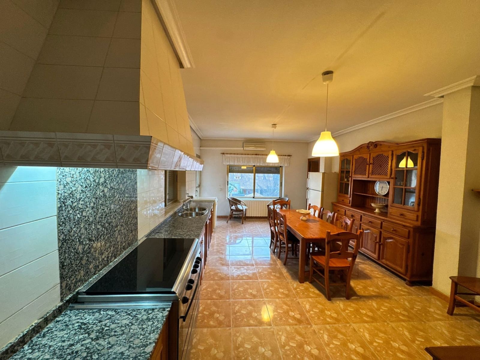 7 bedroom Villa for sale in Molina de Segura with garage - € 409,000 (Ref: 9725055)