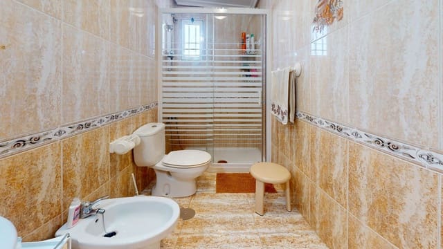 1 soverom Leilighet til salgs i Playa de los Locos, Torrevieja - € 99 900 (Ref: 9730859)