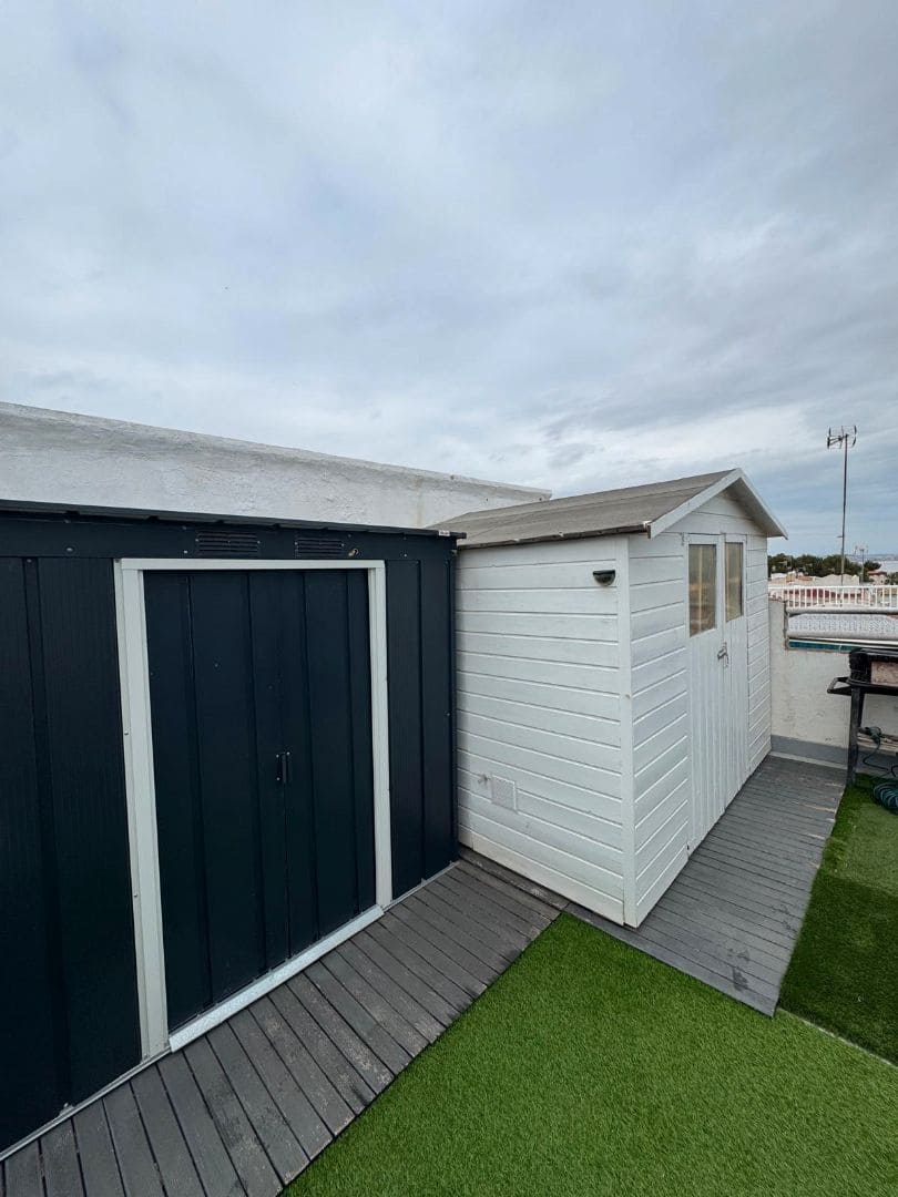 1 bedroom Villa for sale in Torrevieja with pool - € 120,550 (Ref: 9731366)