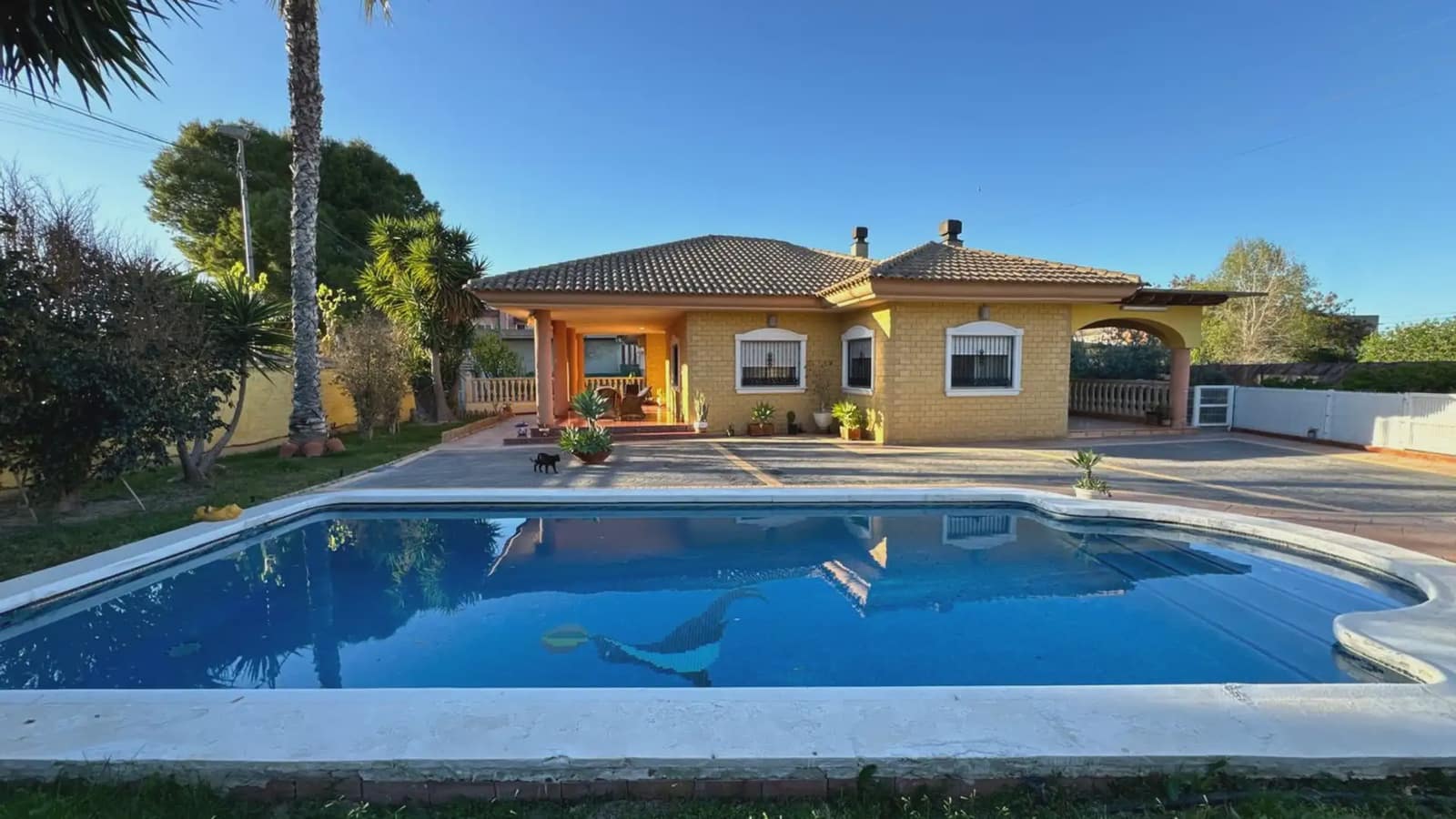 4 soverom Villa til salgs i Murcia by med svømmebasseng garasje - € 650 000 (Ref: 9747421)