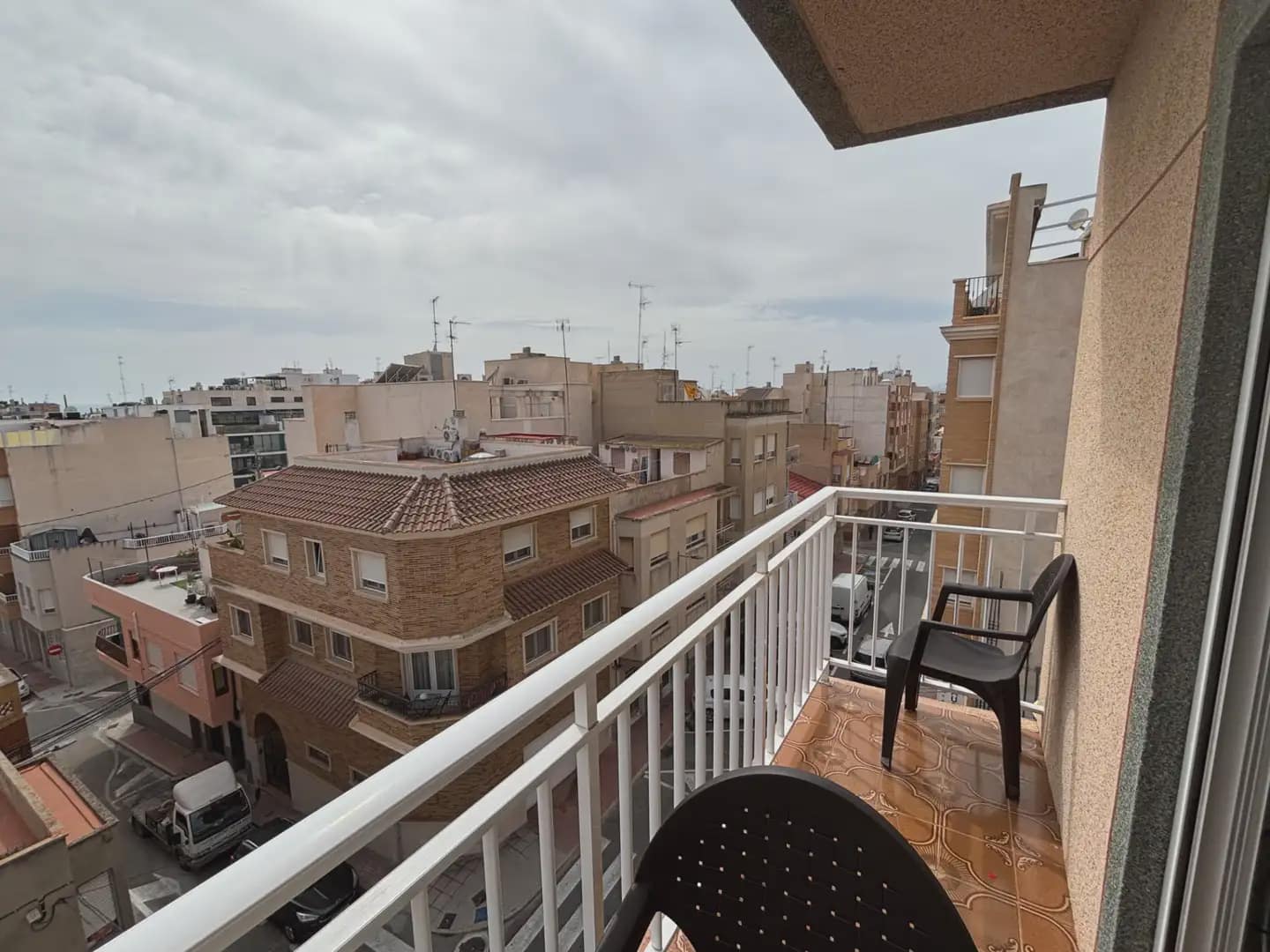 3 makuuhuone Asunto myytävänä paikassa Santa Pola - 128 000 € (Ref: 9754268)