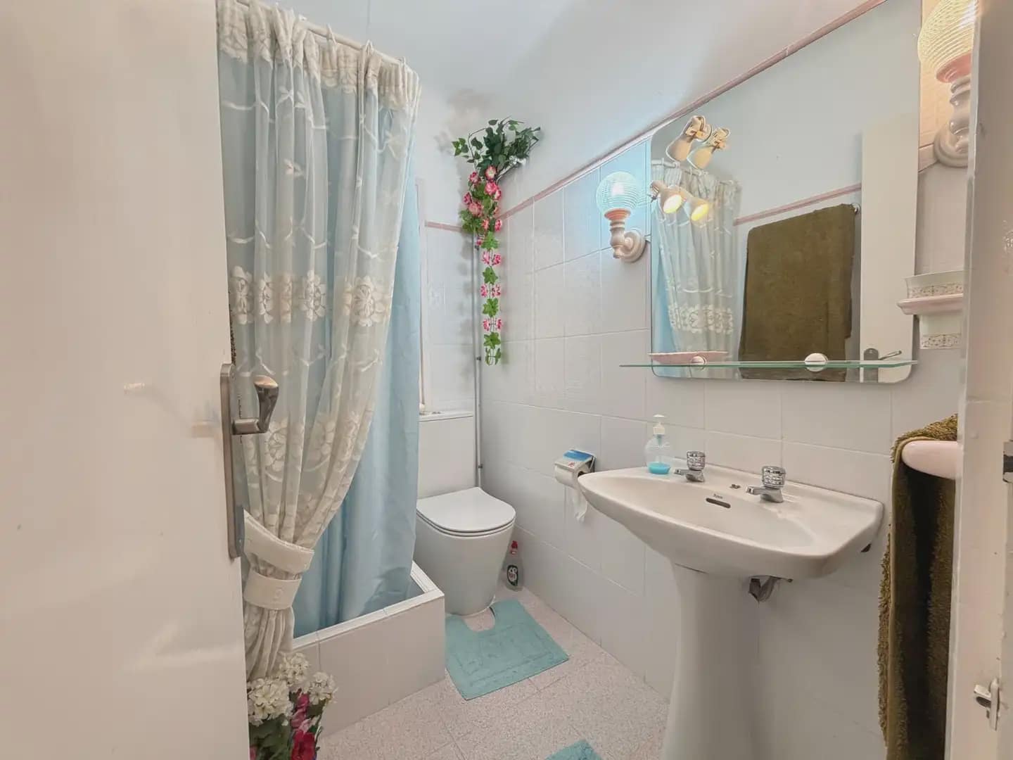 Piso de 3 habitaciones en Torrevieja en venta con garaje - 359.840 € (Ref: 9772049)