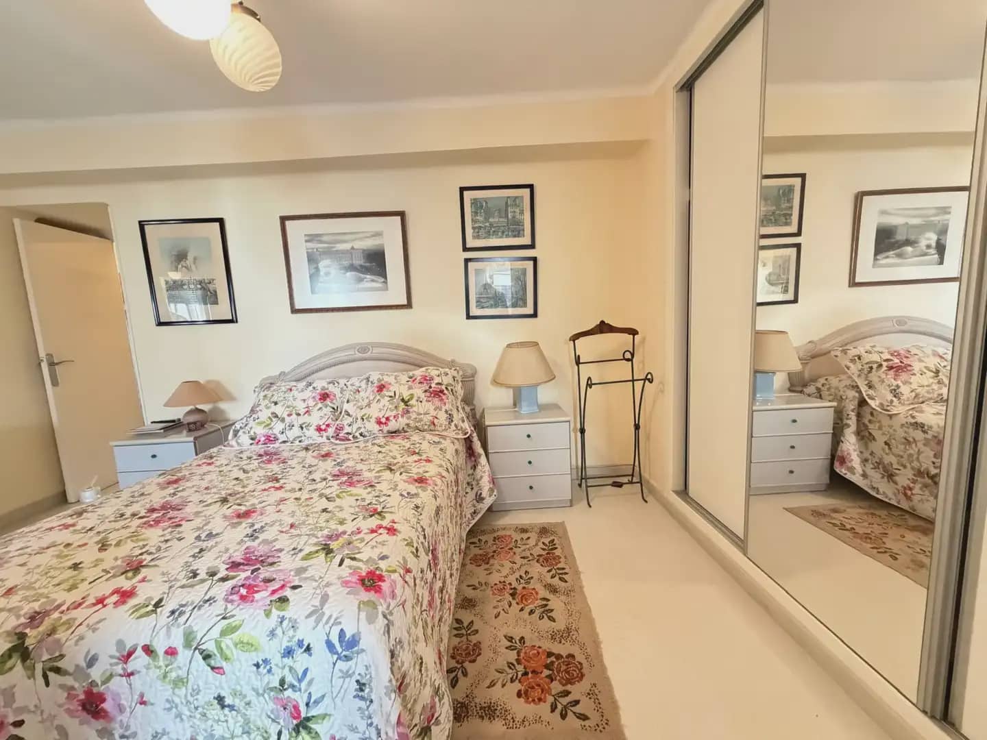 Piso de 3 habitaciones en Torrevieja en venta con garaje - 359.840 € (Ref: 9772049)