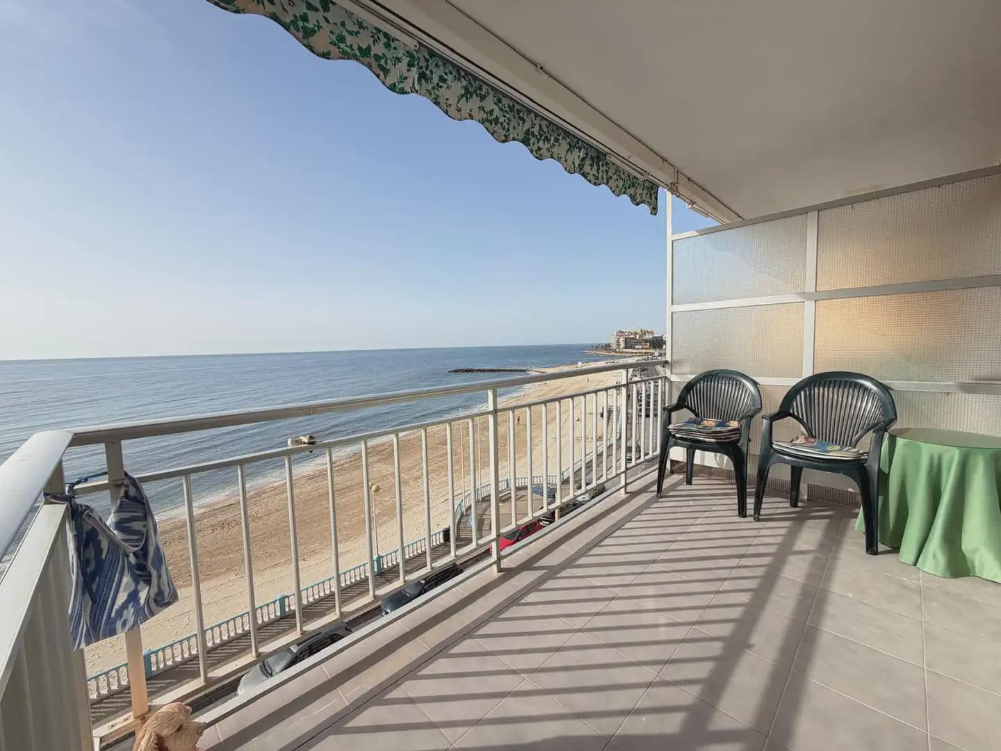 Piso de 3 habitaciones en Torrevieja en venta con garaje - 359.840 € (Ref: 9772049)