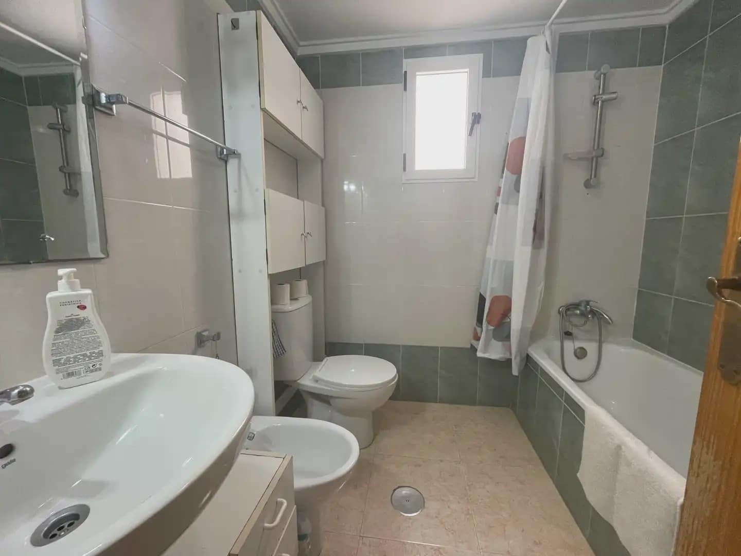 2 sovrum Lägenhet till salu i Torrevieja med pool garage - 139 990 € (Ref: 9772050)