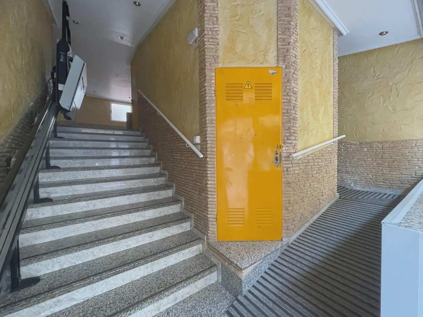 2 sovrum Lägenhet till salu i Torrevieja med pool garage - 139 990 € (Ref: 9772050)