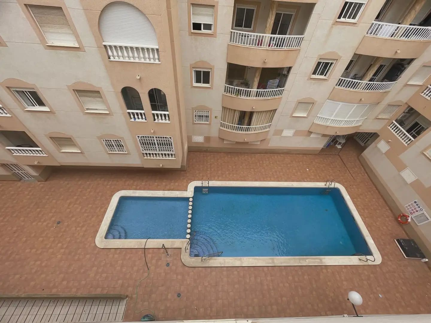 2 sovrum Lägenhet till salu i Torrevieja med pool garage - 139 990 € (Ref: 9772050)