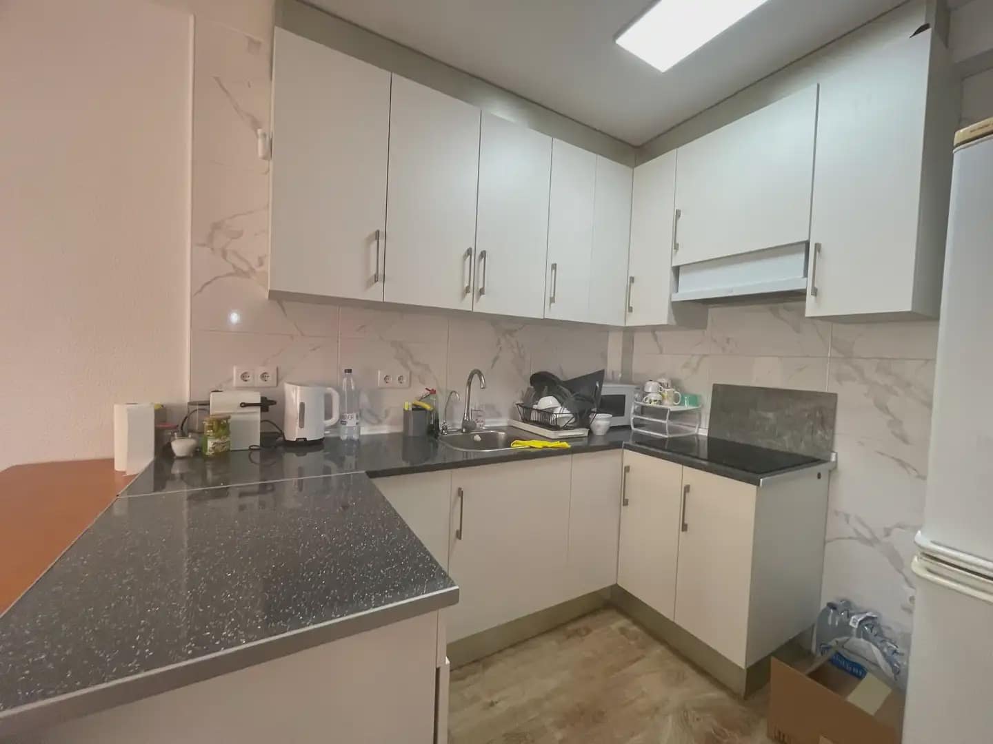 4 Zimmer Haus zu vermieten in Torrevieja mit Pool - 990 € (Ref: 9789811)