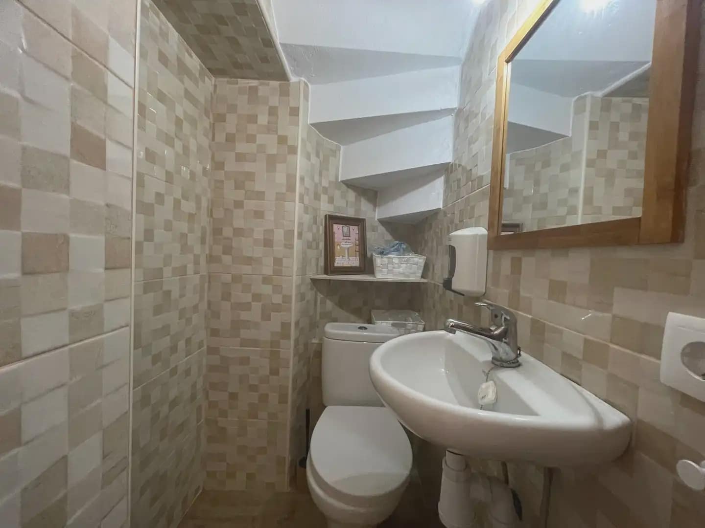 4 Zimmer Haus zu vermieten in Torrevieja mit Pool - 990 € (Ref: 9789811)