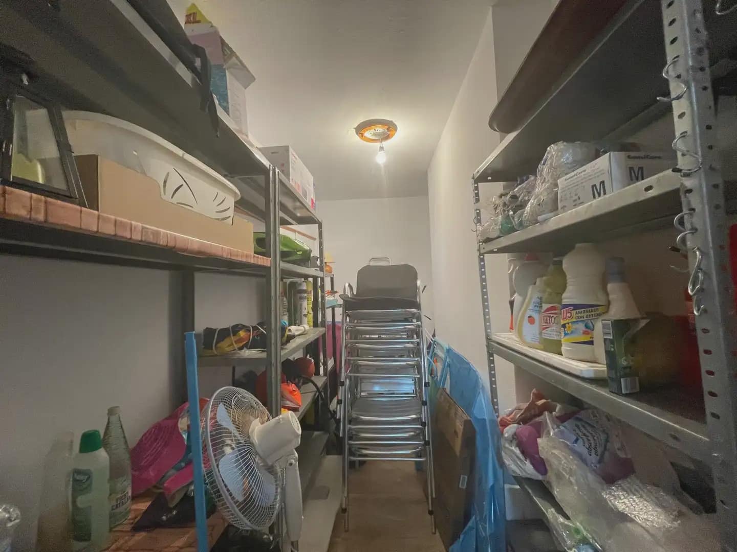 4 Zimmer Haus zu vermieten in Torrevieja mit Pool - 990 € (Ref: 9789811)