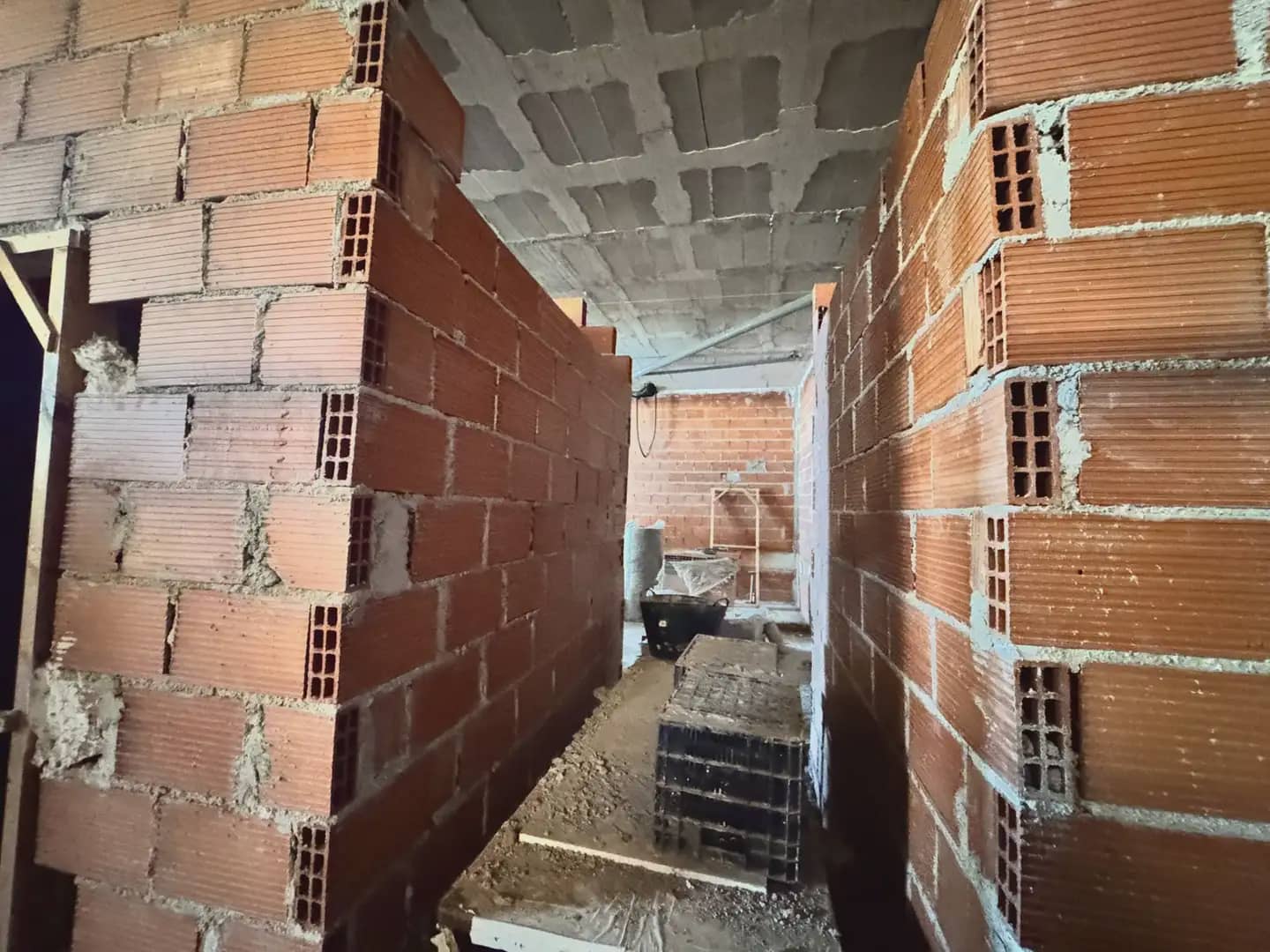 Kaupallinen myytävänä paikassa Librilla - 79 000 € (Ref: 9795543)