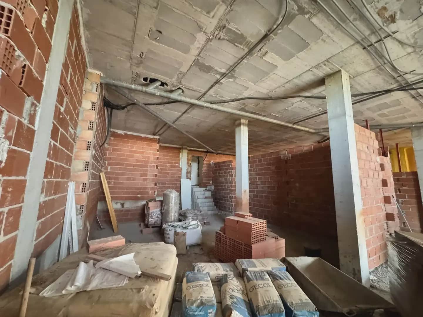 Kaupallinen myytävänä paikassa Librilla - 79 000 € (Ref: 9795543)