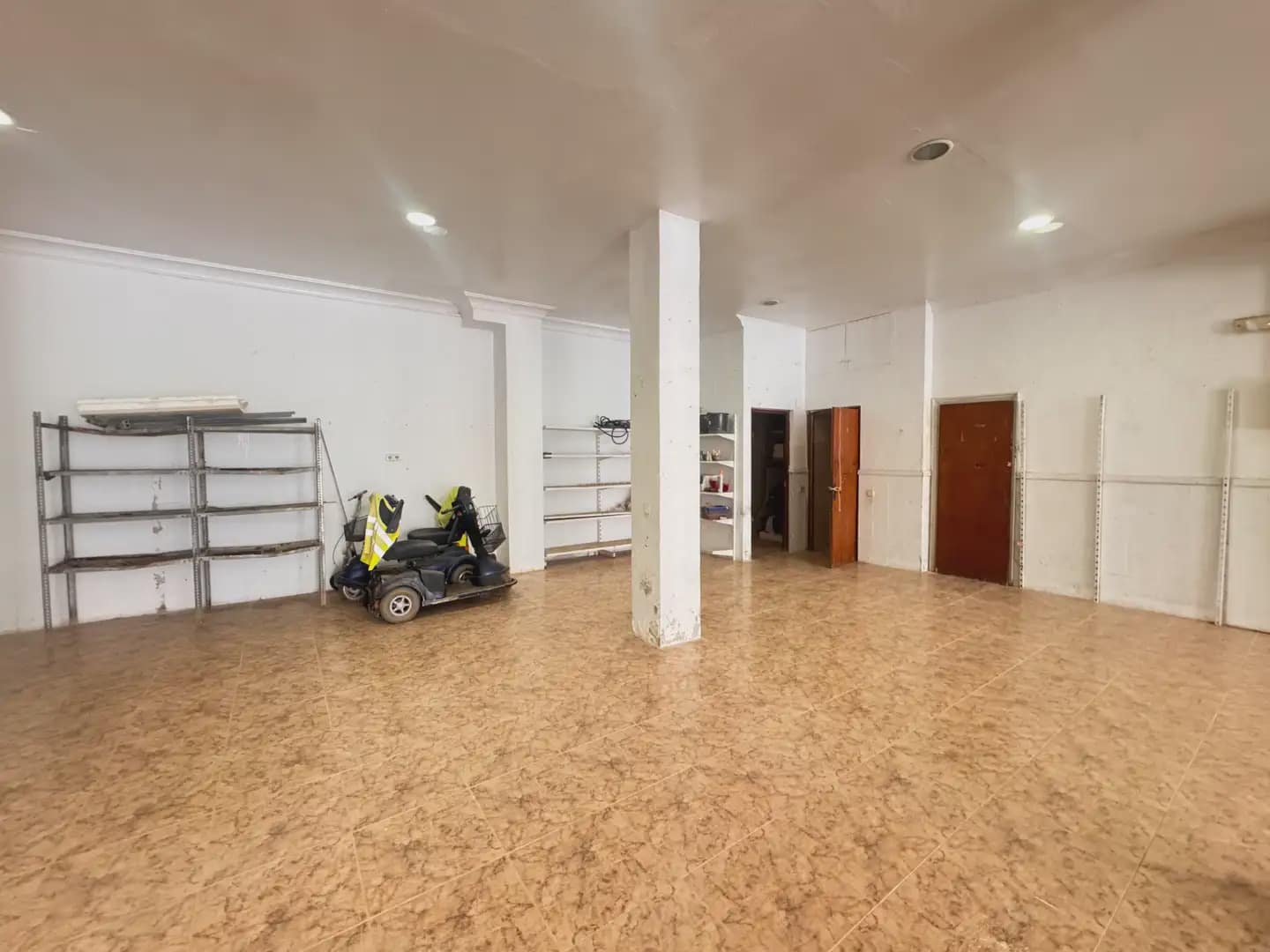 Kommersiell till salu i Guardamar del Segura - 208 000 € (Ref: 9795656)