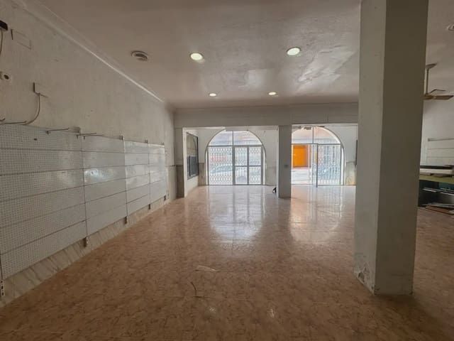 Komercyjne na sprzedaż w Zona Pueblo, Guardamar del Segura - 208 000 € (Ref: 9795656)