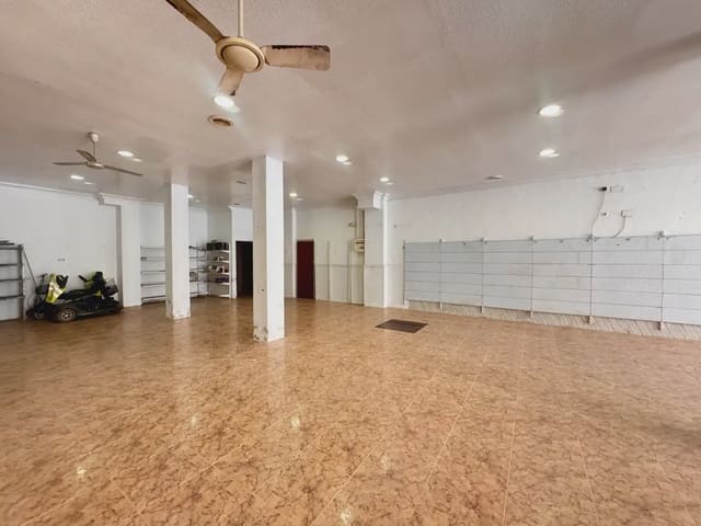 Komercyjne na sprzedaż w Zona Pueblo, Guardamar del Segura - 208 000 € (Ref: 9795656)