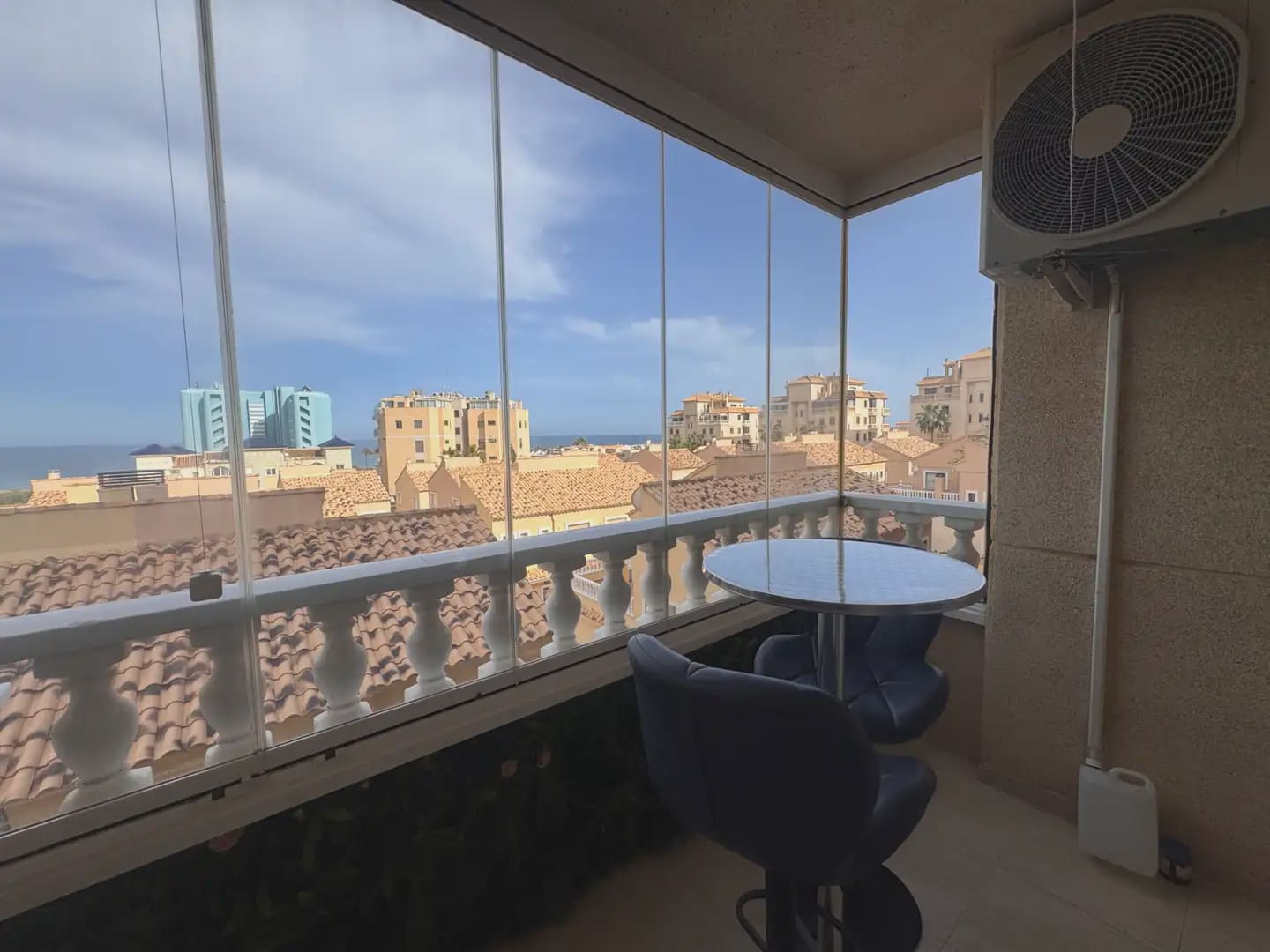 2 bedroom Apartment for sale in Guardamar del Segura with pool garage - € 130,000 (Ref: 9802986)