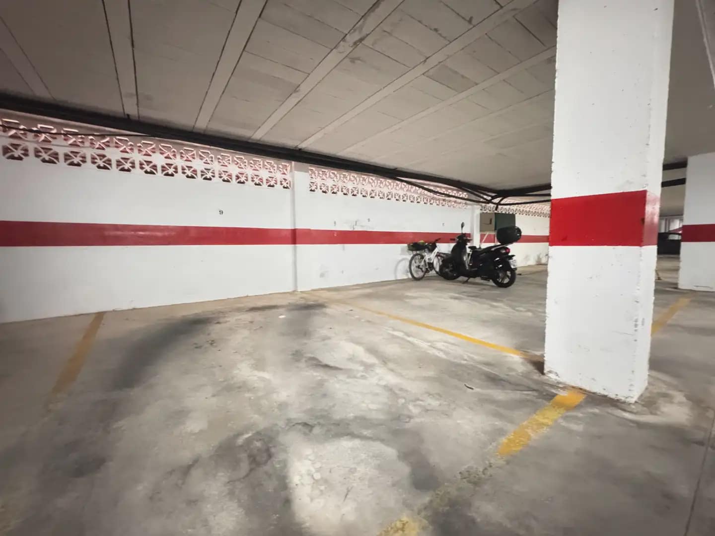 2 bedroom Apartment for sale in Guardamar del Segura with pool garage - € 130,000 (Ref: 9802986)