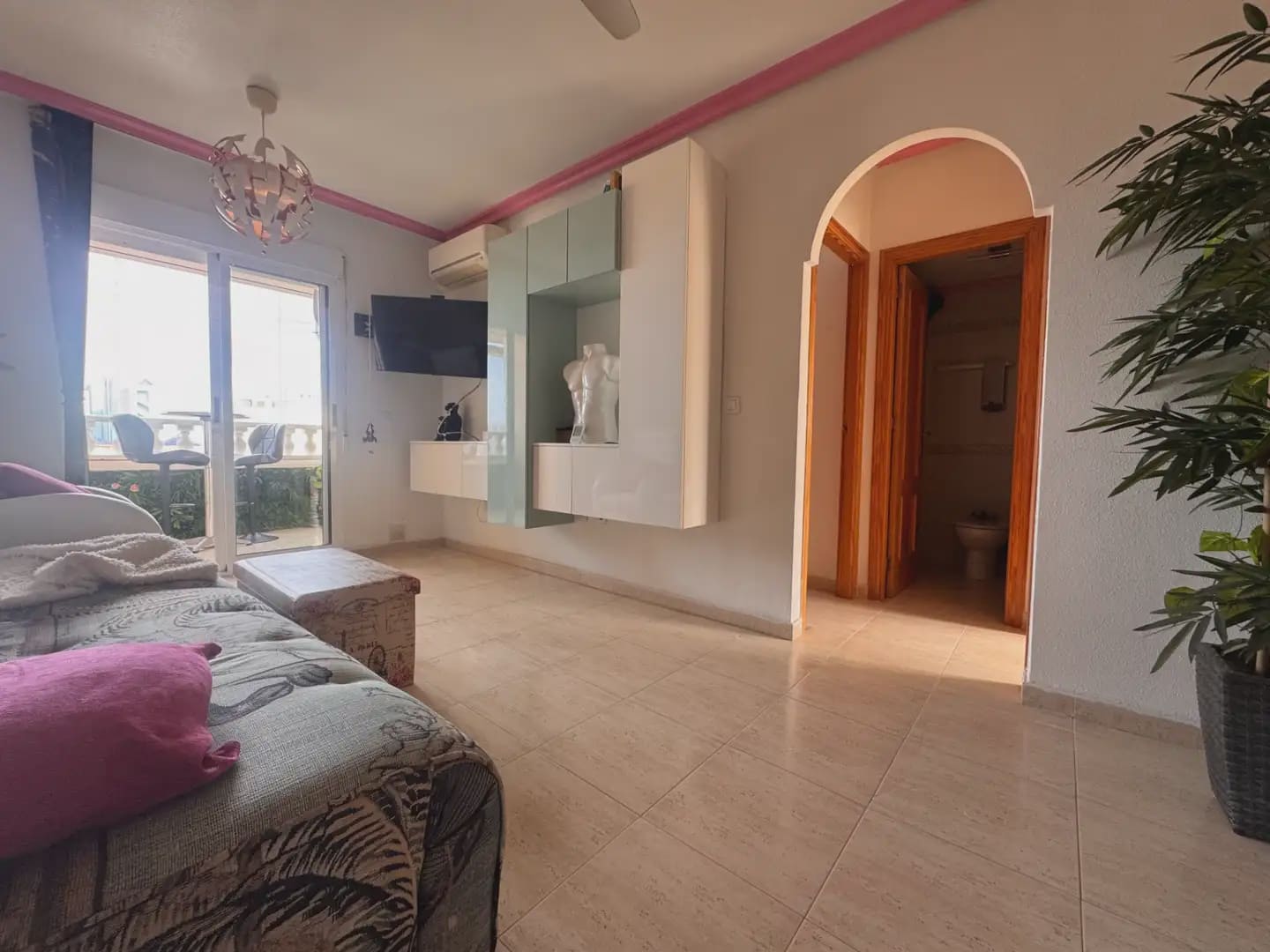 2 bedroom Apartment for sale in Guardamar del Segura with pool garage - € 130,000 (Ref: 9802986)