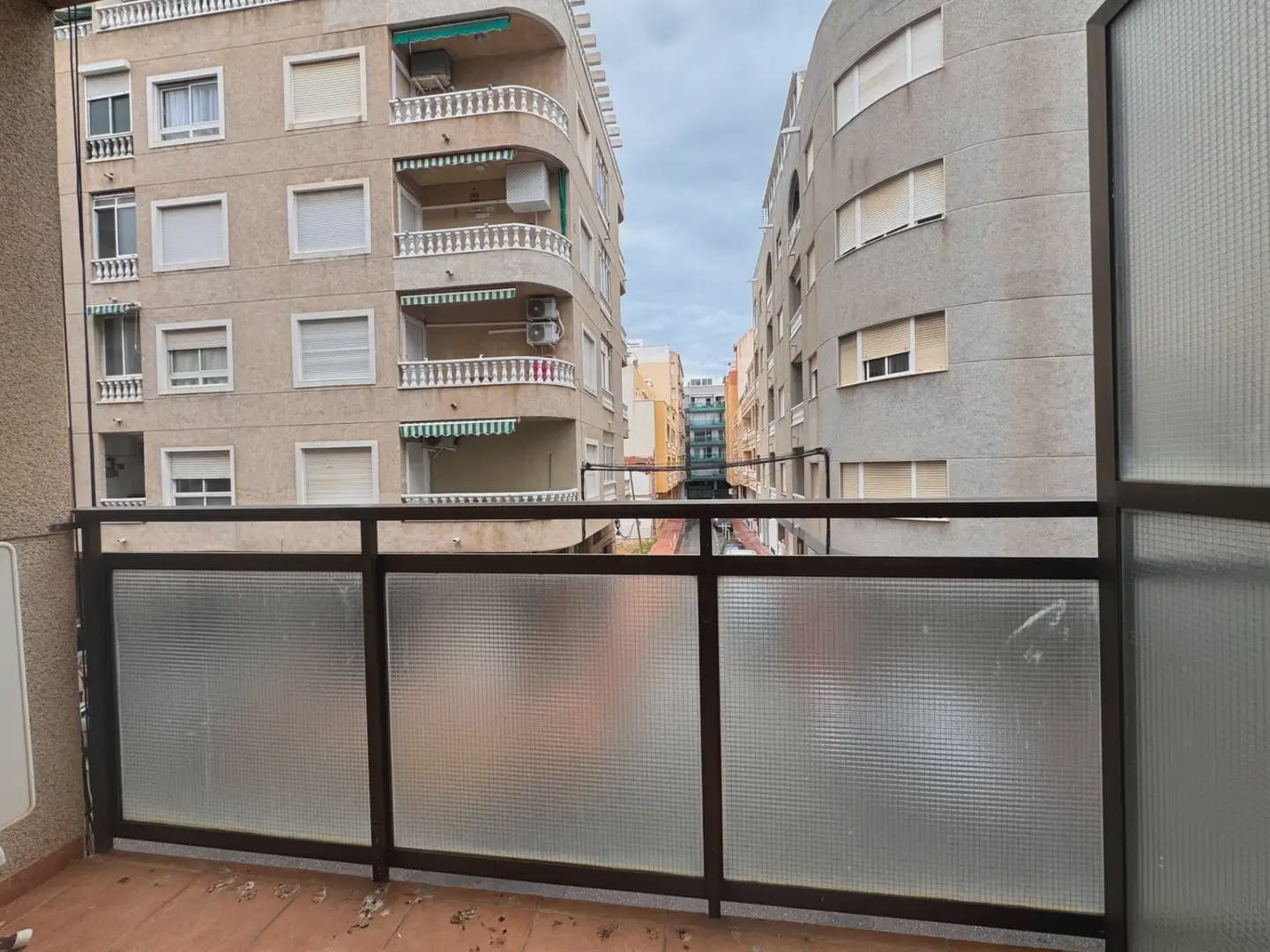 3 soveværelse Lejlighed til salg i Torrevieja med garage - € 168.000 (Ref: 9803769)