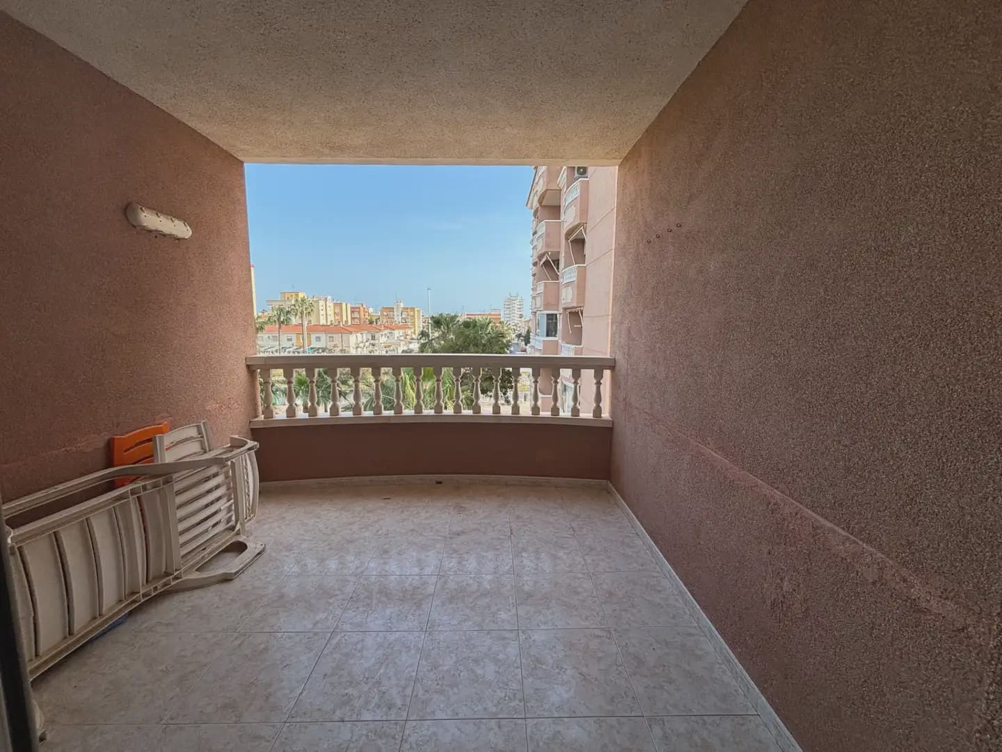 3 makuuhuone Asunto myytävänä paikassa Santa Pola mukana uima-altaan 
autotalli - 219 900 € (Ref: 9810857)