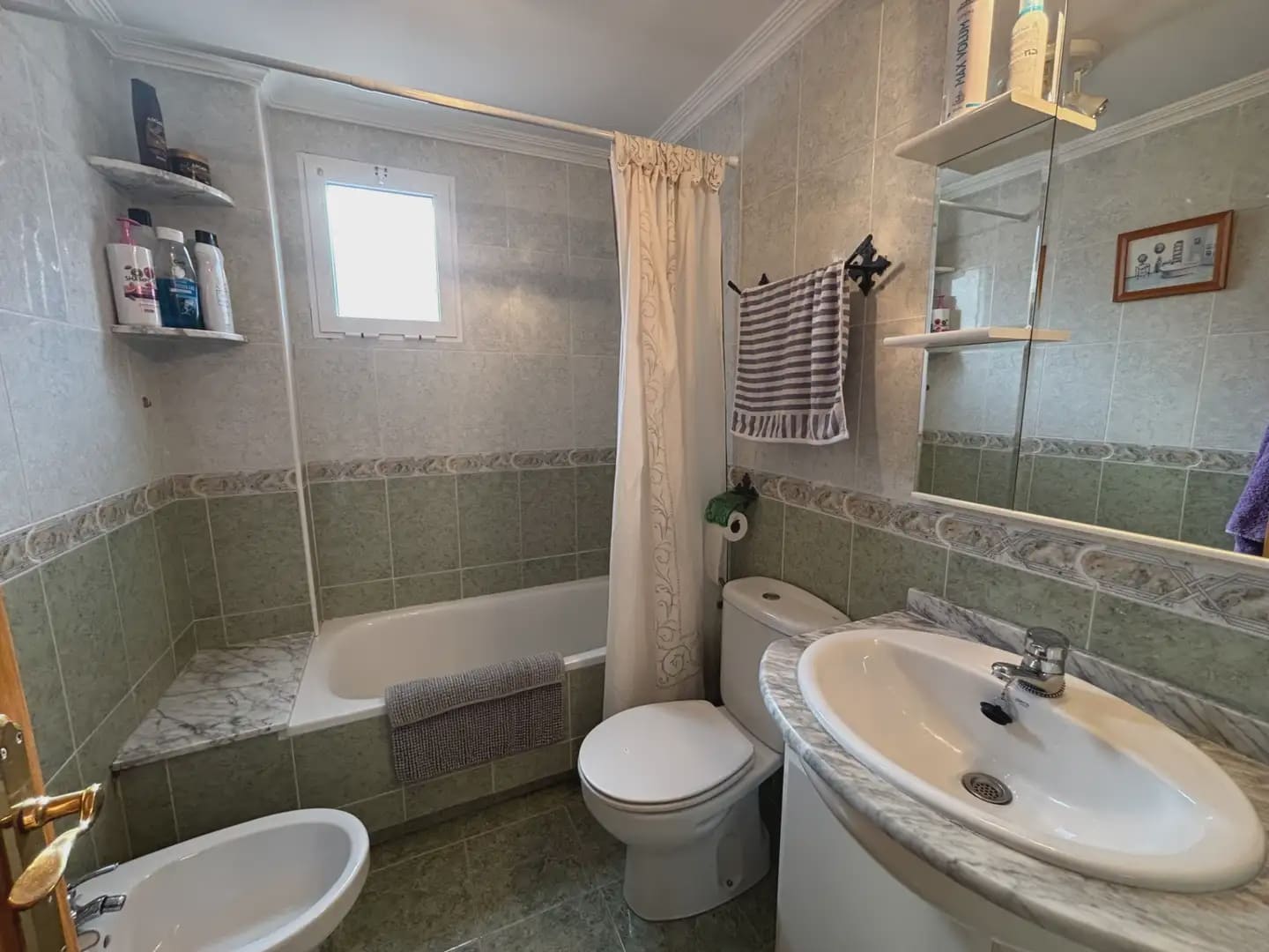 3 makuuhuone Asunto myytävänä paikassa Santa Pola mukana uima-altaan 
autotalli - 219 900 € (Ref: 9810857)