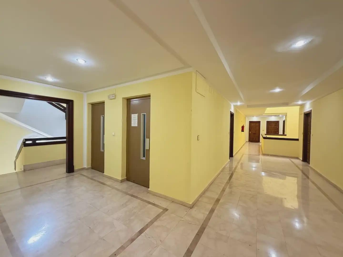 1 soveværelse Lejlighed til salg i Torrevieja med swimmingpool - € 179.900 (Ref: 9821241)