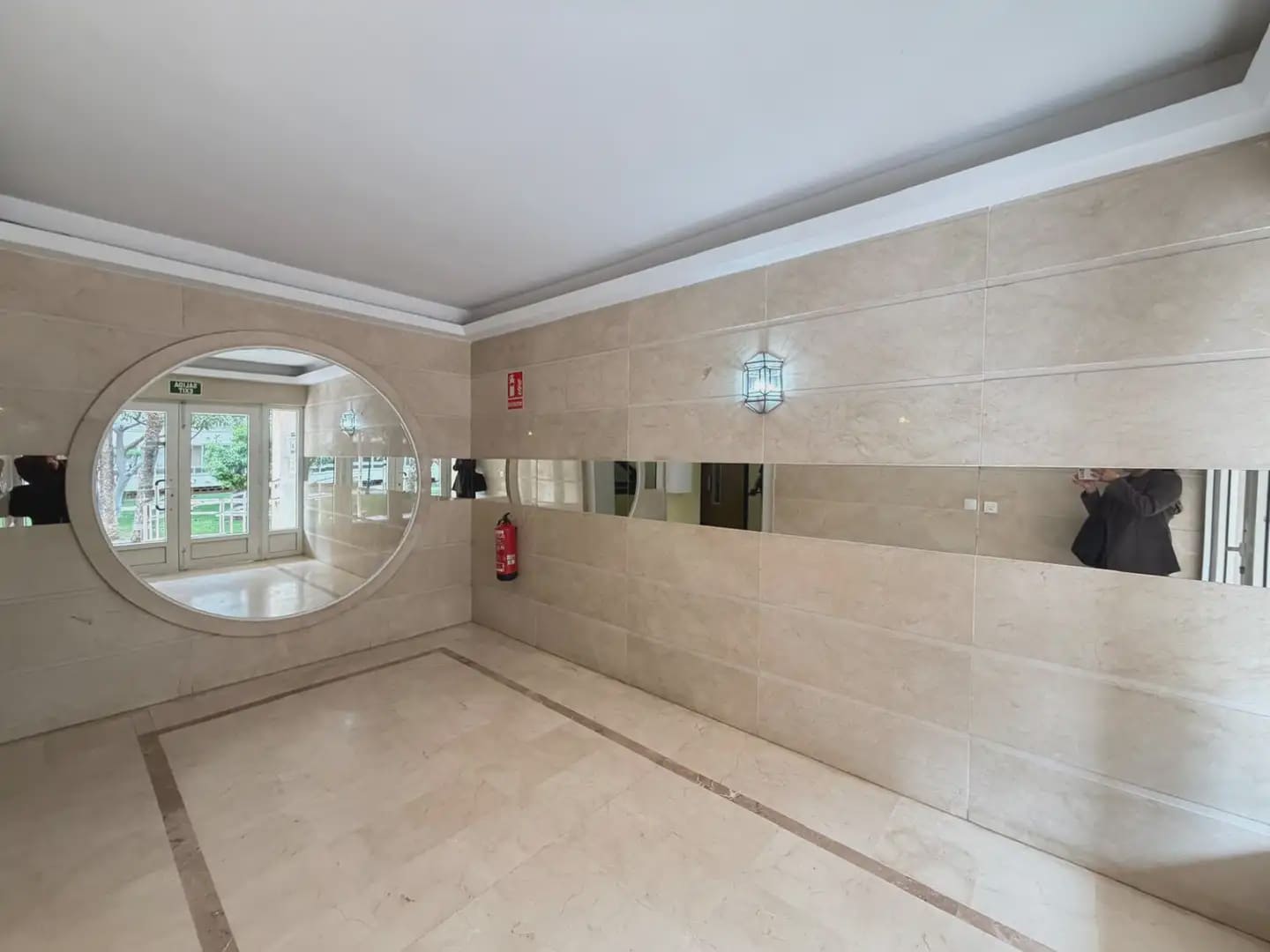 1 soveværelse Lejlighed til salg i Torrevieja med swimmingpool - € 179.900 (Ref: 9821241)
