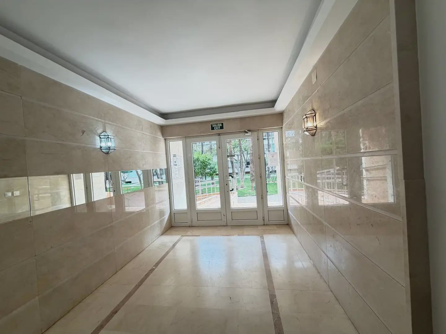 1 soveværelse Lejlighed til salg i Torrevieja med swimmingpool - € 179.900 (Ref: 9821241)