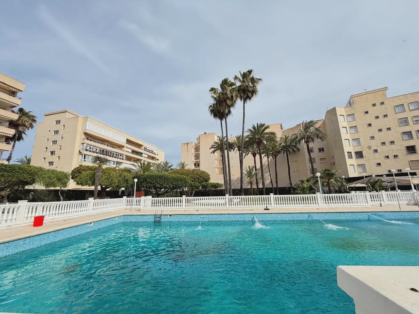 1 soveværelse Lejlighed til salg i Torrevieja med swimmingpool - € 179.900 (Ref: 9821241)