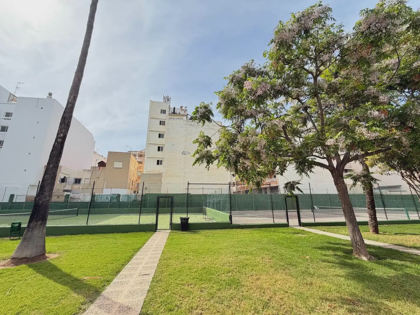 1 soveværelse Lejlighed til salg i Torrevieja med swimmingpool - € 179.900 (Ref: 9821241)