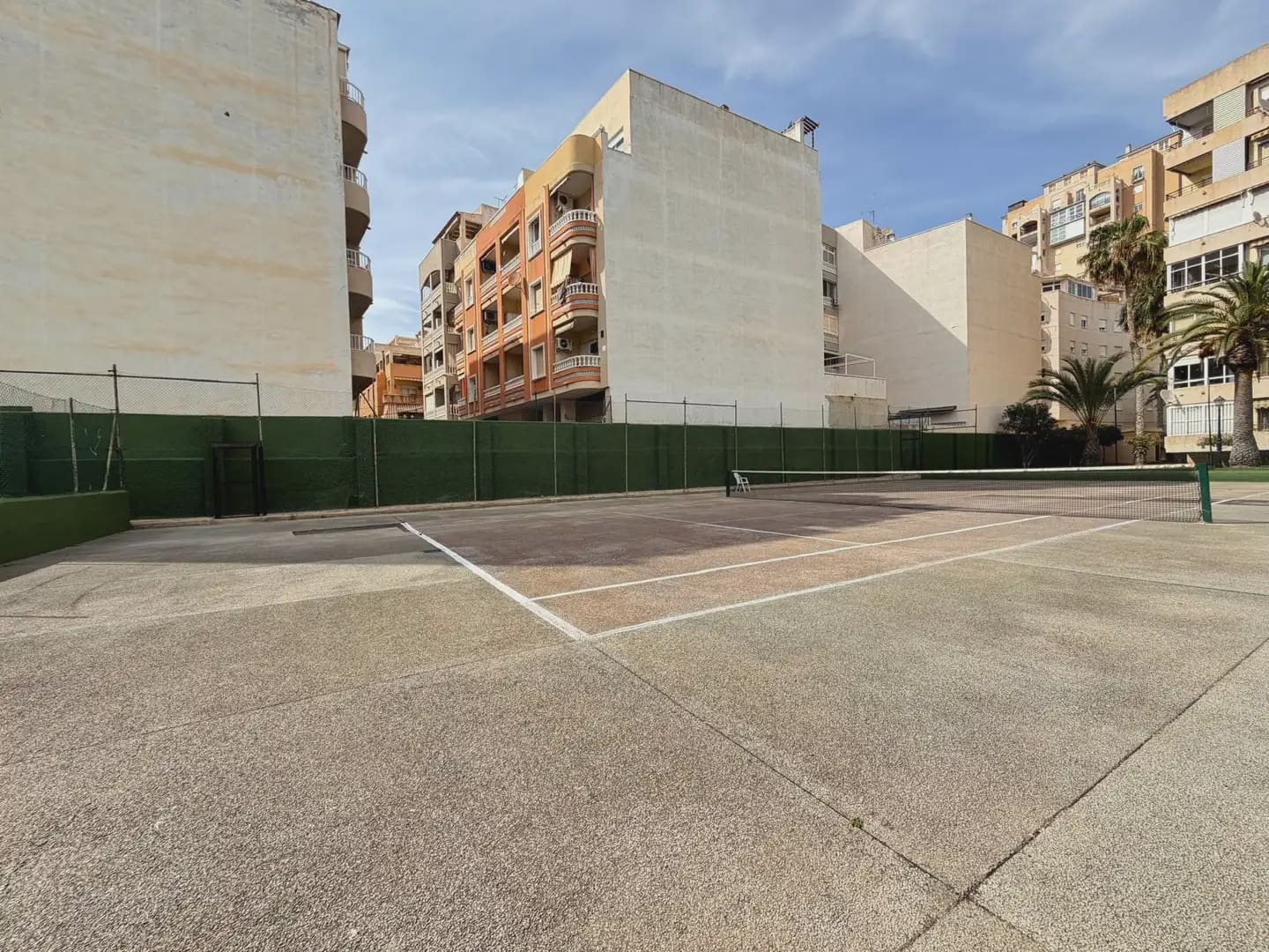 1 soveværelse Lejlighed til salg i Torrevieja med swimmingpool - € 179.900 (Ref: 9821241)