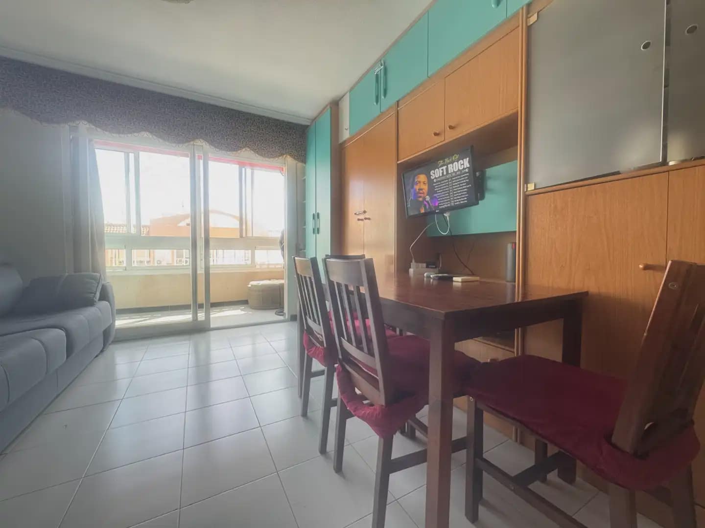 Studio for sale in Torrevieja with pool - € 89,990 (Ref: 9827428)