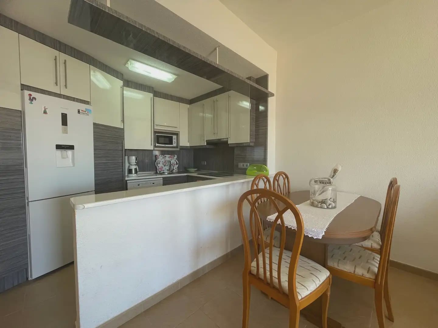 2 bedroom Penthouse for sale in Torrevieja with garage - € 359,990 (Ref: 9832777)