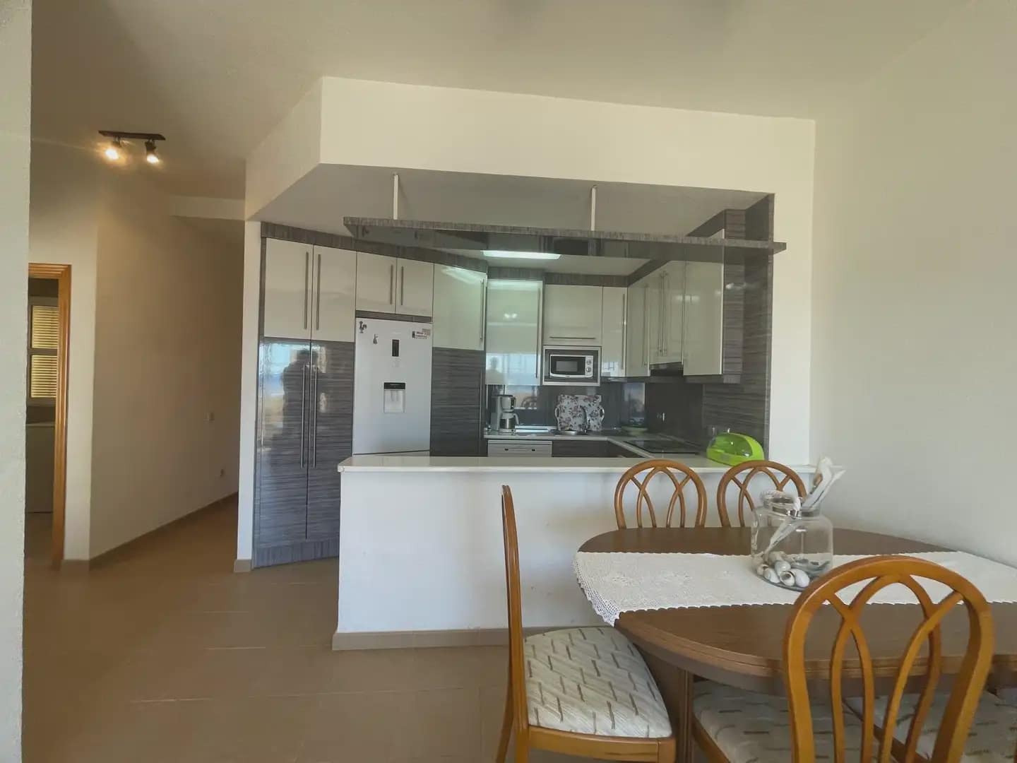 2 bedroom Penthouse for sale in Torrevieja with garage - € 359,990 (Ref: 9832777)