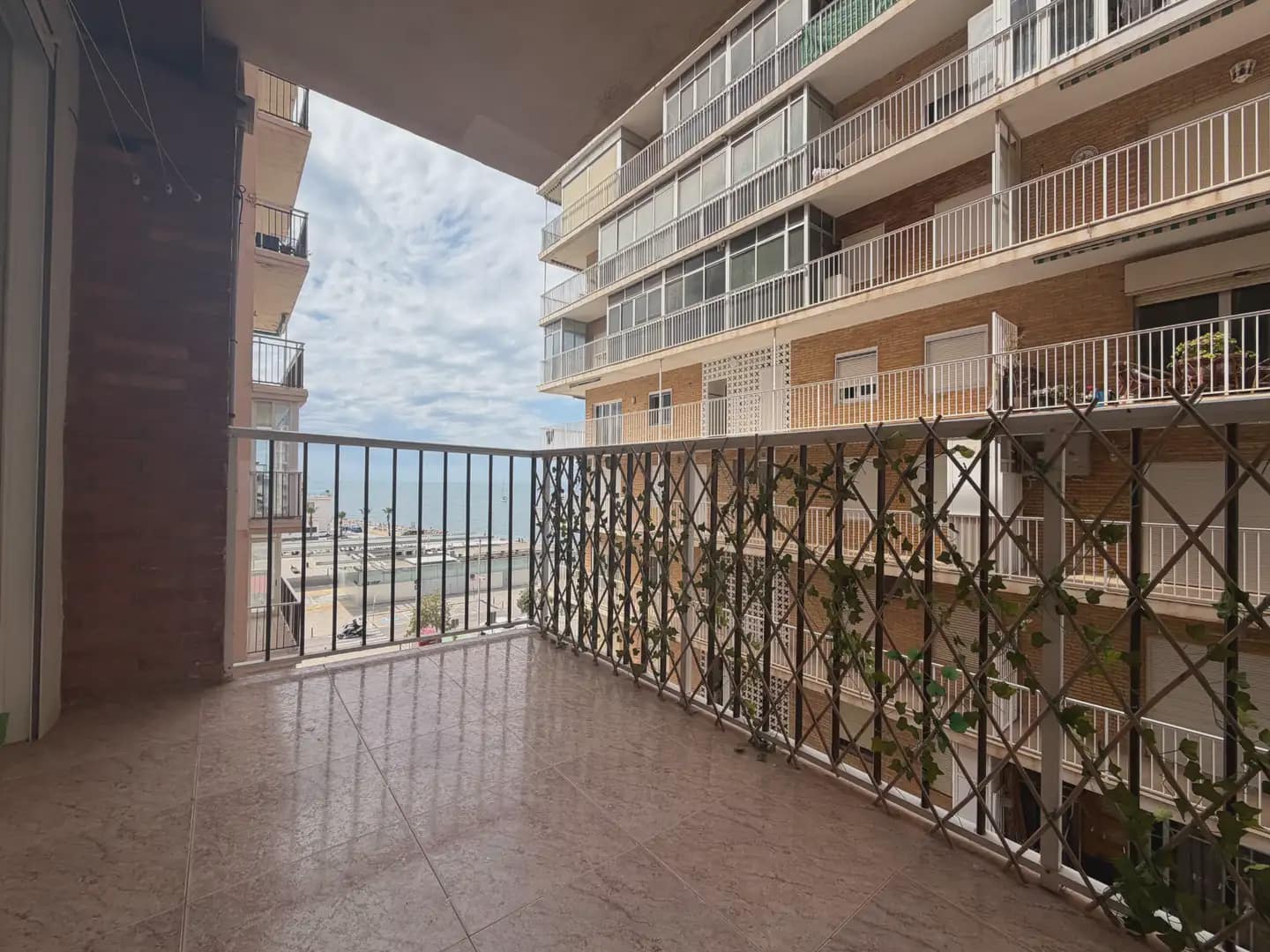 3 bedroom Flat for sale in Santa Pola - € 235,000 (Ref: 9834701)