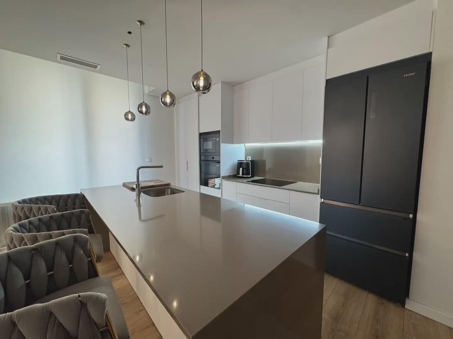 3 bedroom Flat for sale in Santa Pola - € 355,000 (Ref: 9834703)