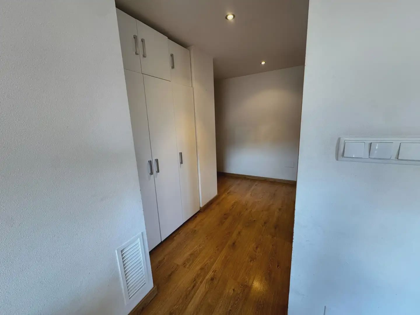 2 bedroom Flat for sale in Murcia city with garage - € 155,000 (Ref: 9838328)
