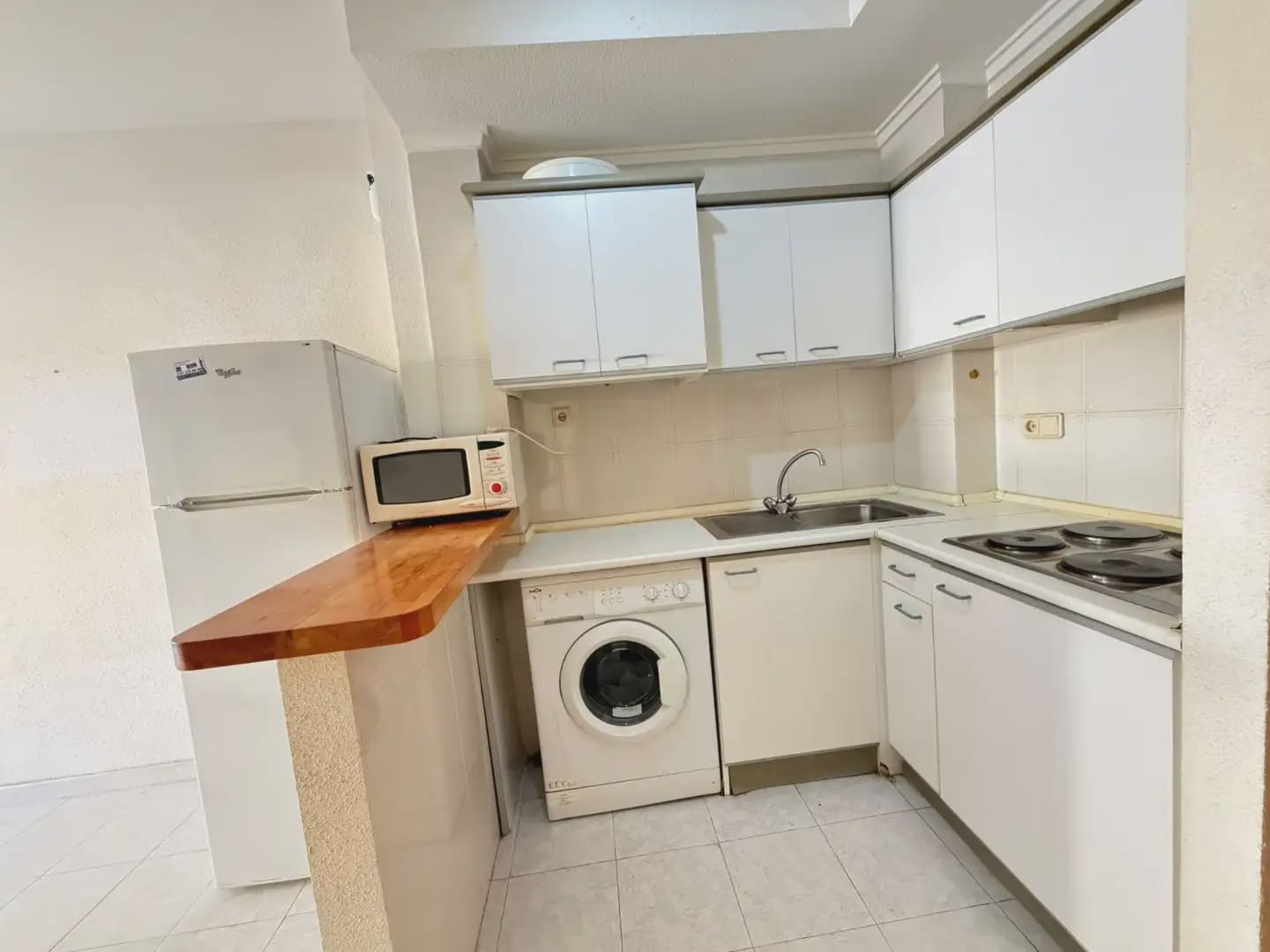 1 soverom Leilighet til salgs i Torrevieja - € 94 900 (Ref: 9854279)