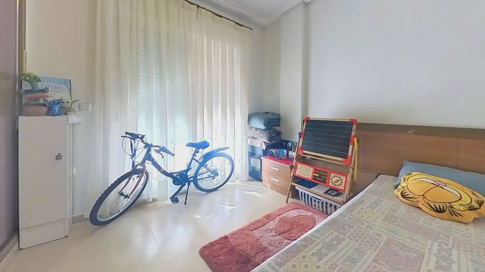 1 sovrum Lägenhet till salu i Pilar de la Horadada med garage - 105 000 € (Ref: 9902378)
